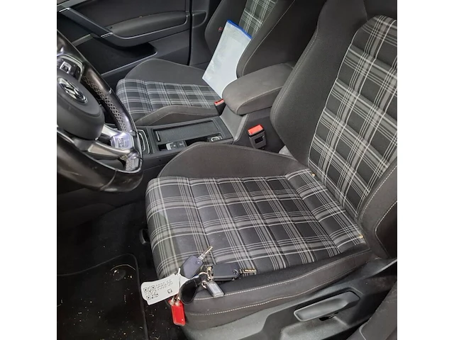 Personenauto, volkswagen, golf 2.0 gtd, 2016 - afbeelding 33 van  75
