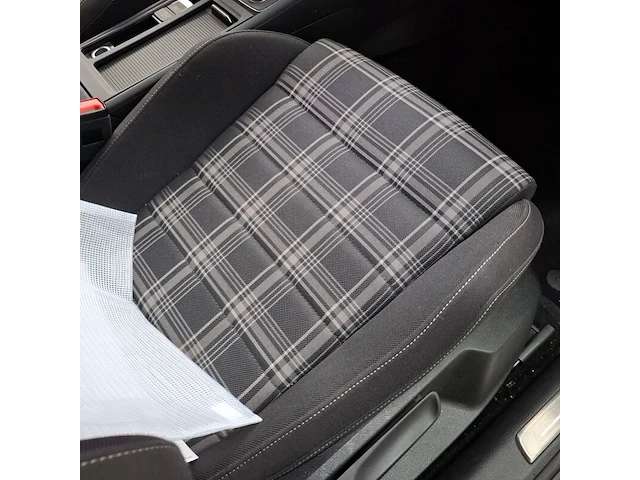 Personenauto, volkswagen, golf 2.0 gtd, 2016 - afbeelding 54 van  75
