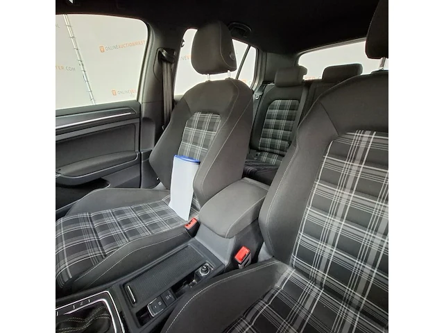 Personenauto, volkswagen, golf 2.0 gtd, 2017 - afbeelding 43 van  78