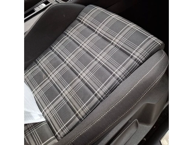 Personenauto, volkswagen, golf 2.0 gtd, 2017 - afbeelding 54 van  78