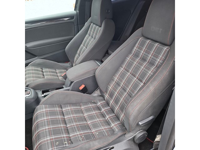 Personenauto, volkswagen, golf, 2.0 gti, 2011 - afbeelding 10 van  48