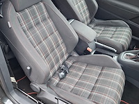 Personenauto, volkswagen, golf, 2.0 gti, 2011 - afbeelding 28 van  48