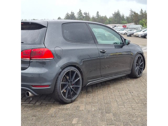 Personenauto, volkswagen, golf, 2.0 gti, 2011 - afbeelding 34 van  48