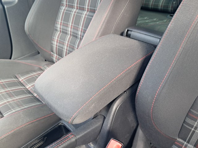 Personenauto, volkswagen, golf, 2.0 gti, zwart, 2010 - afbeelding 32 van  60