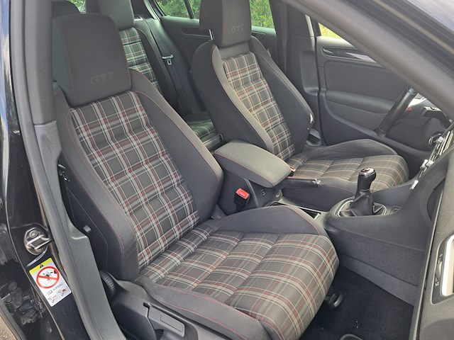 Personenauto, volkswagen, golf, 2.0 gti, zwart, 2010 - afbeelding 36 van  60