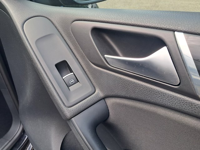 Personenauto, volkswagen, golf, 2.0 gti, zwart, 2010 - afbeelding 38 van  60