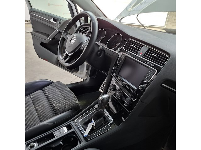 Personenauto, volkswagen, golf, 2.0 tdi highline, 2013 - afbeelding 33 van  52