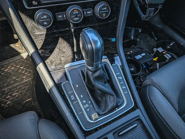 Personenauto, volkswagen, golf, 2.0 tdi highline, 2019 - afbeelding 17 van  38