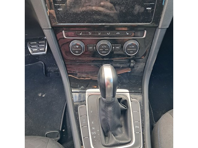 Personenauto, volkswagen, golf, 2.0 tdi highline, 2019 - afbeelding 3 van  19