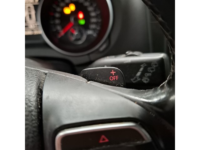 Personenauto, volkswagen, golf, 2.0 tdi r-line edition, 2011 - afbeelding 11 van  48