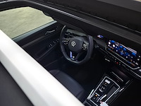 Personenauto, volkswagen, golf, 2.0 tsi 4motion r, 2025 - afbeelding 51 van  68