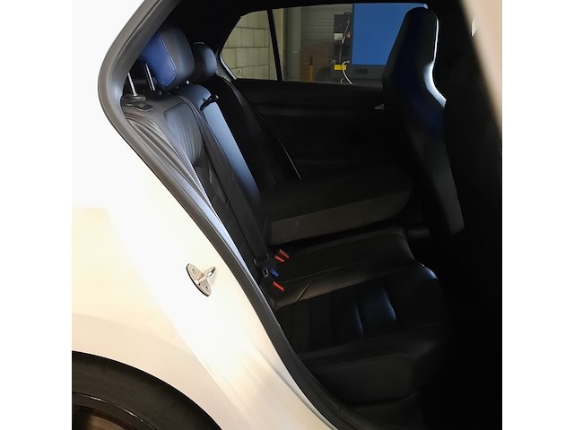 Personenauto, volkswagen, golf, 2.0 tsi r 4motion, 2021 - afbeelding 25 van  37