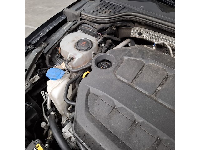 Personenauto, volkswagen, golf, 2.0 tsi r 4motion, 2022 - afbeelding 42 van  52