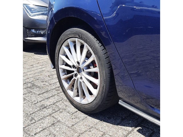 Personenauto, volkswagen, golf, 2018 - afbeelding 11 van  43