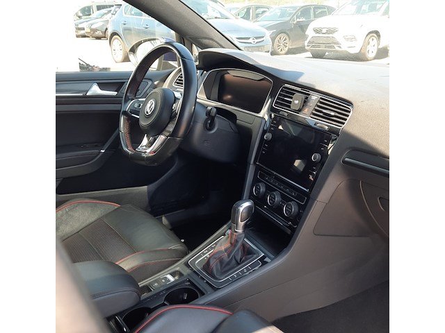 Personenauto, volkswagen, golf, 2018 - afbeelding 18 van  43