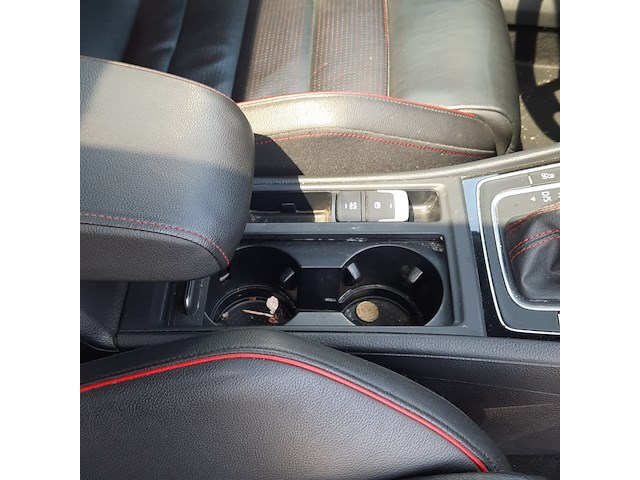 Personenauto, volkswagen, golf, 2018 - afbeelding 21 van  43