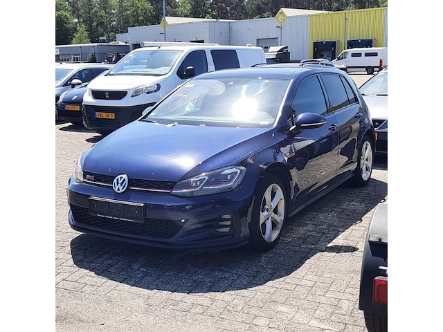 Personenauto, volkswagen, golf, 2018 - afbeelding 12 van  43
