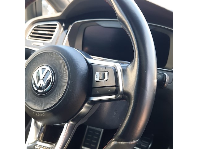 Personenauto, volkswagen, golf, 2018 - afbeelding 27 van  43