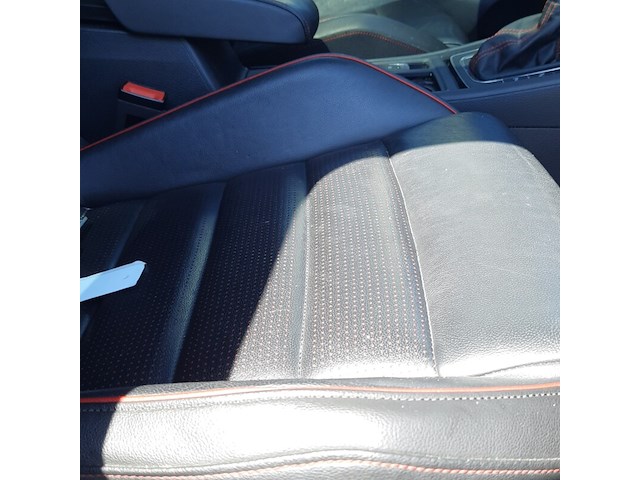 Personenauto, volkswagen, golf, 2018 - afbeelding 31 van  43