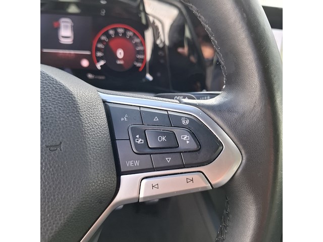 Personenauto, volkswagen, golf, 2021 - afbeelding 20 van  46