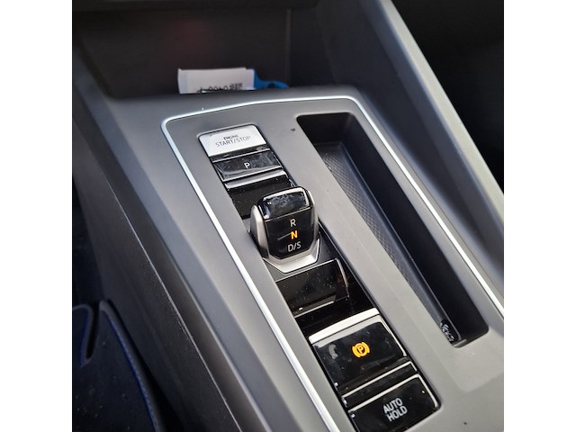 Personenauto, volkswagen, golf, 2021 - afbeelding 27 van  46