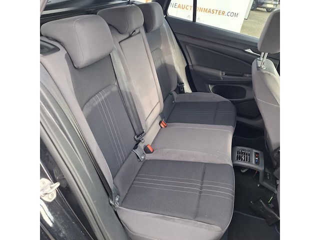 Personenauto, volkswagen, golf, 2021 - afbeelding 34 van  46