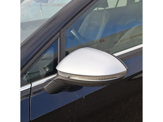 Personenauto, volkswagen, golf, 2021 - afbeelding 39 van  46