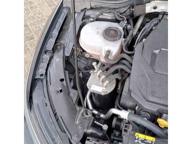 Personenauto, volkswagen, golf, 2021 - afbeelding 44 van  46