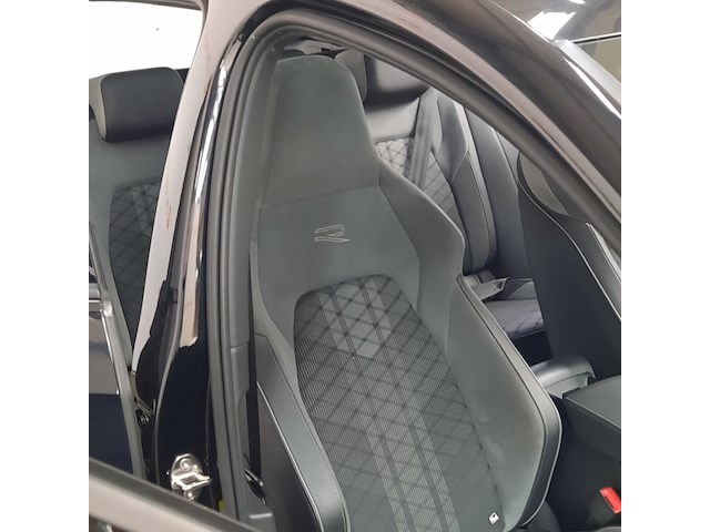 Personenauto, volkswagen, golf, 2022 - afbeelding 13 van  48