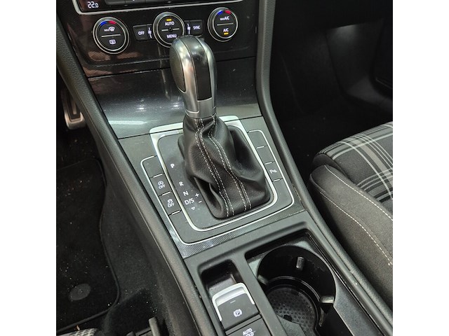 Personenauto, volkswagen, golf 2.0tdi, 2016 - afbeelding 21 van  40