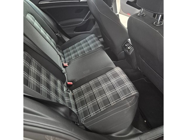 Personenauto, volkswagen, golf 2.0tdi, 2016 - afbeelding 24 van  40