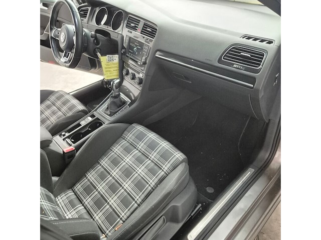 Personenauto, volkswagen, golf 2.0tdi, 2016 - afbeelding 26 van  40