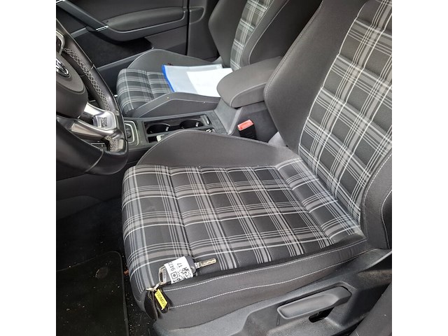 Personenauto, volkswagen, golf 2.0tdi, 2023 - afbeelding 41 van  79