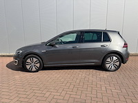 Personenauto volkswagen golf elektrisch 136pk 2020 (marge) - afbeelding 1 van  1