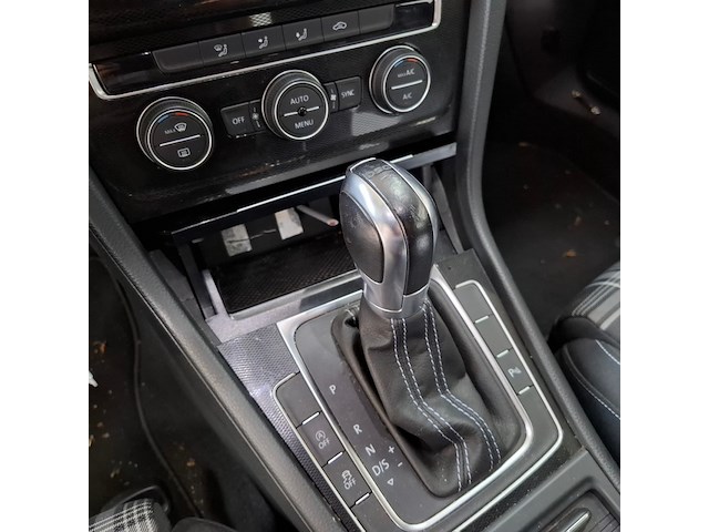 Personenauto, volkswagen, golf gtd 2.0 tdi - afbeelding 24 van  53