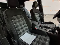 Personenauto, volkswagen, golf gtd 2.0 tdi - afbeelding 35 van  53