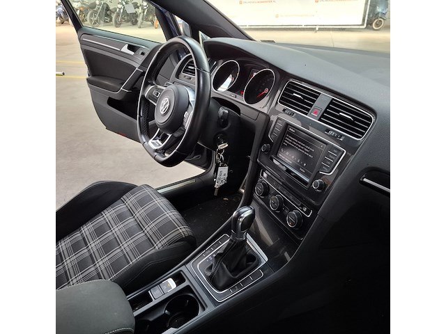 Personenauto, volkswagen, golf gtd, 2016 - afbeelding 47 van  74
