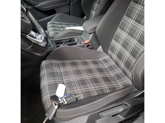 Personenauto, volkswagen, golf gtd, 2017 - afbeelding 25 van  67