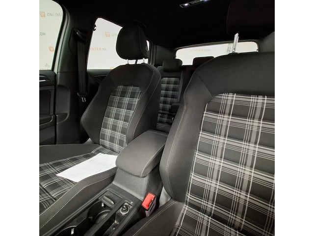 Personenauto, volkswagen, golf gtd, 2017 - afbeelding 35 van  67