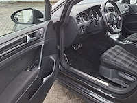 Personenauto, volkswagen, golf gtd - afbeelding 23 van  47