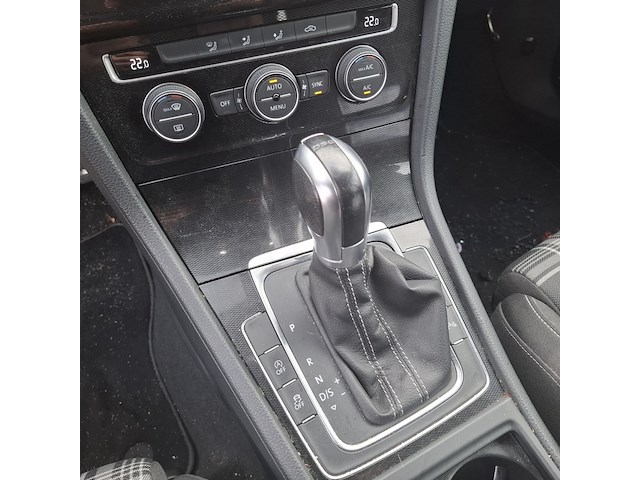 Personenauto, volkswagen, golf gtd - afbeelding 31 van  47