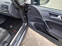 Personenauto, volkswagen, golf gtd - afbeelding 40 van  47