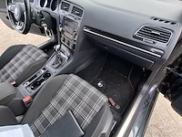 Personenauto, volkswagen, golf gtd - afbeelding 41 van  47