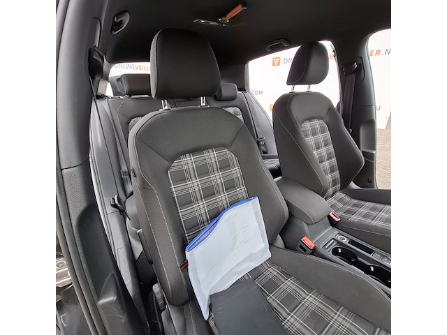 Personenauto, volkswagen, golf gtd - afbeelding 42 van  47