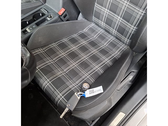 Personenauto, volkswagen, golf gtd - afbeelding 17 van  98