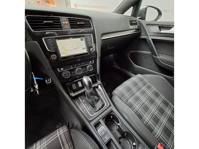 Personenauto, volkswagen, golf gtd - afbeelding 77 van  98