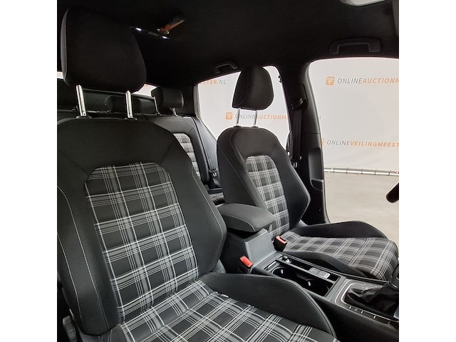 Personenauto, volkswagen, golf gtd - afbeelding 98 van  98
