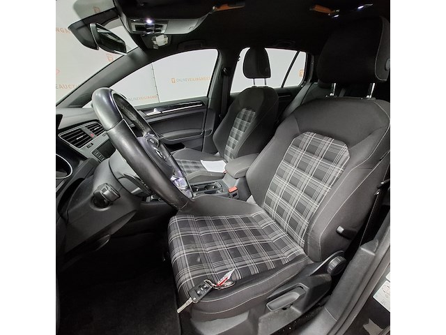 Personenauto, volkswagen, golf gtd - afbeelding 18 van  54