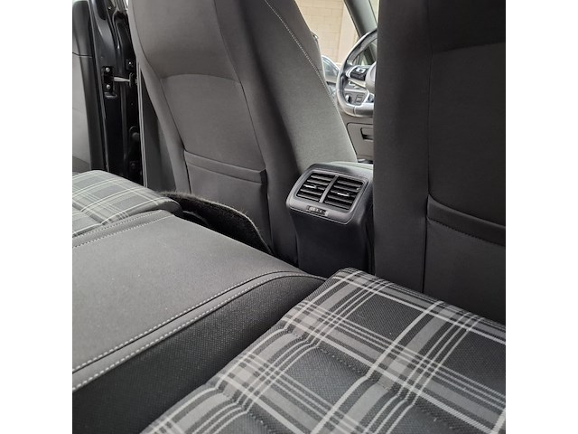 Personenauto, volkswagen, golf gtd - afbeelding 31 van  54
