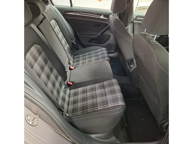 Personenauto, volkswagen, golf gtd - afbeelding 13 van  25
